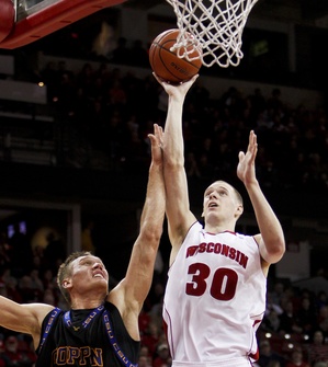 Jon Leuer.jpg